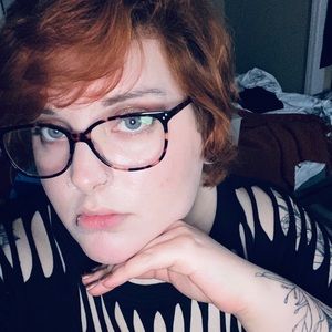 Meet your Posher, Courtney